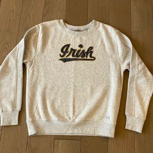 Notre Dame ‘Irish’ Under Armour women’s crew neck sweatshirt. Size small